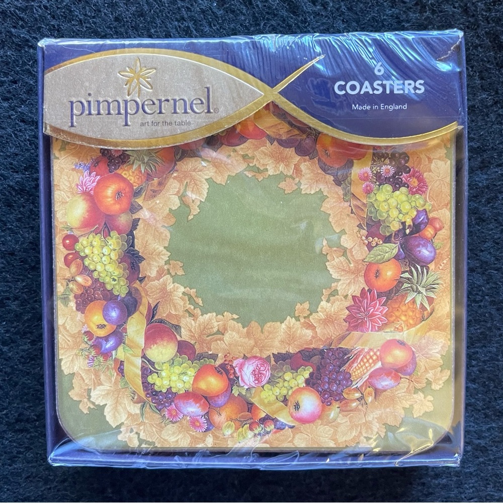 6 Coasters Festive Wreath Design